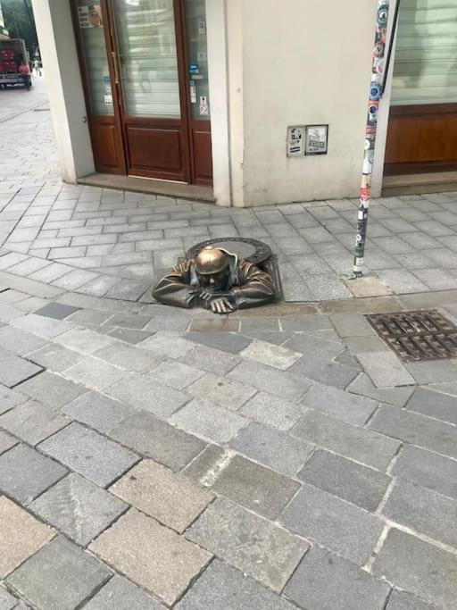 1St May Plaza Bratislava Esterno foto